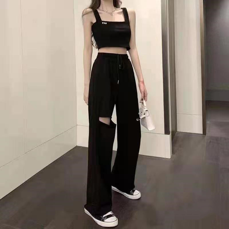 Áo croptop 2 dây bản to OFF