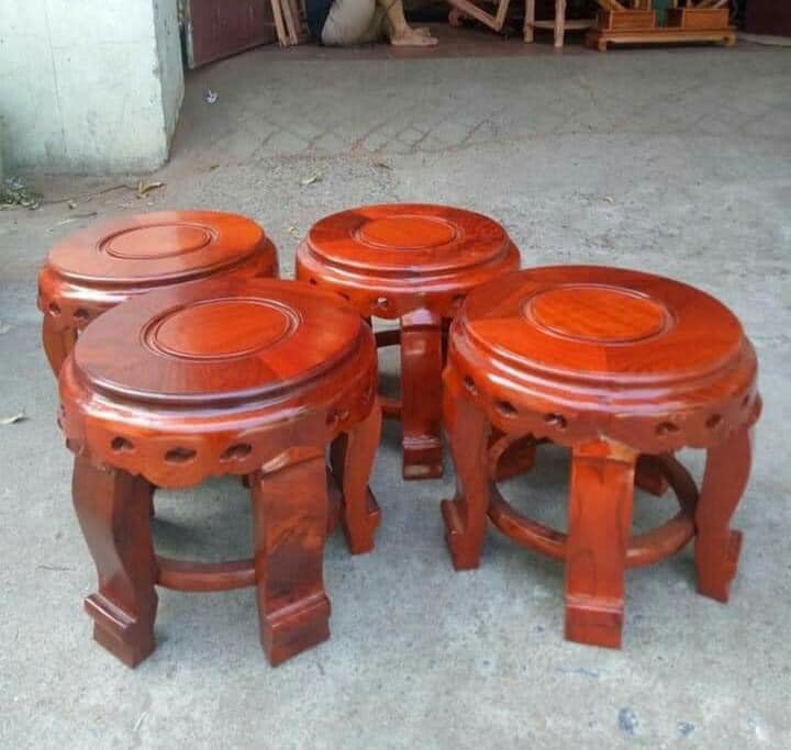 Kỷ tròn, đôn tròn gỗ hương (cao 30cm, mặt 30cm)