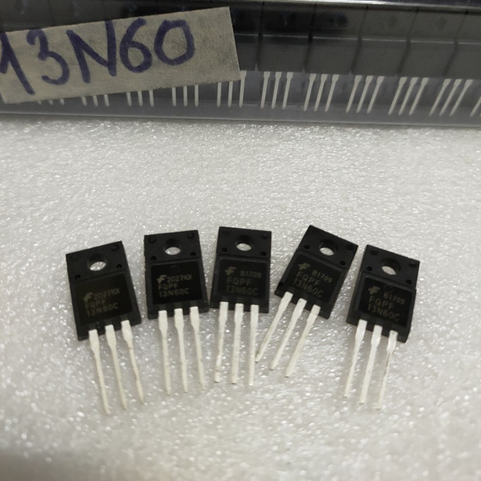 5 Con MOSFET 13N60