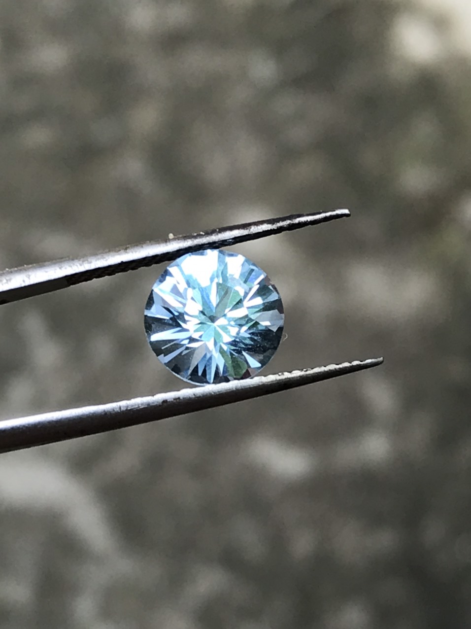 [HCM]ĐÁ TOPAZ TỰ NHIÊN KT 8 MM ( màu xanh )