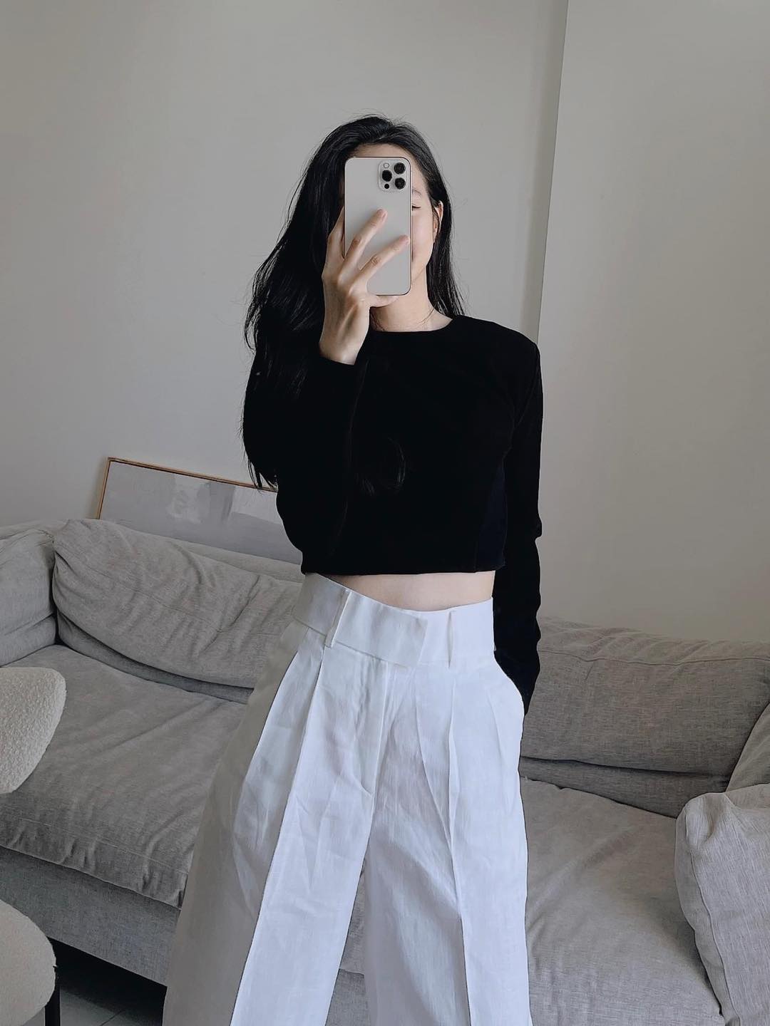 [HÀNG THIẾT KẾ CAO CẤP] Áo Croptop Thun Gân Tay Dài Basic Dễ Phối Đồ Màu Trắng / Đen