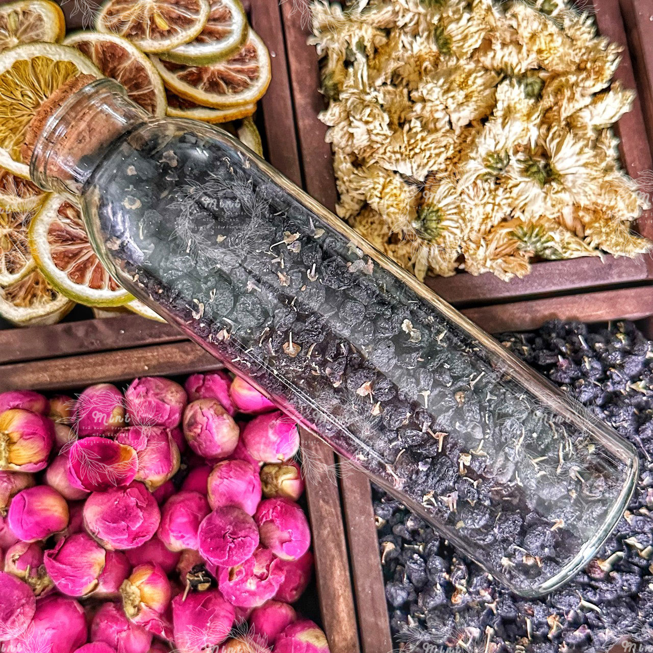 Hắc Kỷ Tử (Kỷ Tử Đen) - Chai thủy Tinh Cao Cấp 300gr