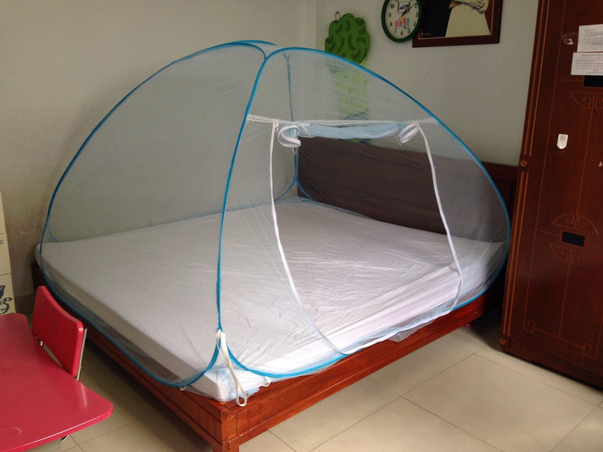 Màn chụp tự bung gấp gọn 1.5x1.95m