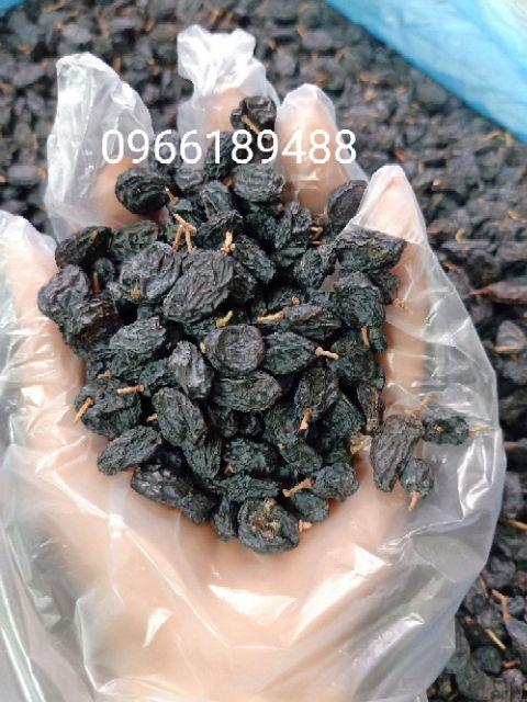 500g NHO ĐEN SẤY KHÔ loại còn cuống