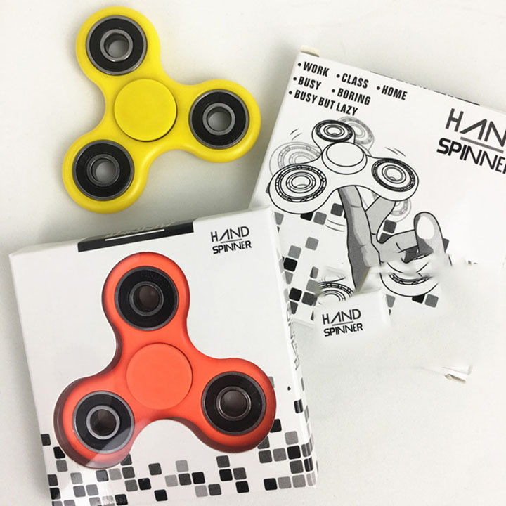 Con quay trò chơi nhiều màu Spinner - OT0554