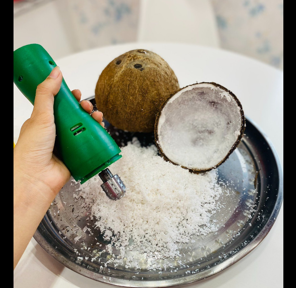 Machine scraping coconut mini-convenient-Lightweight