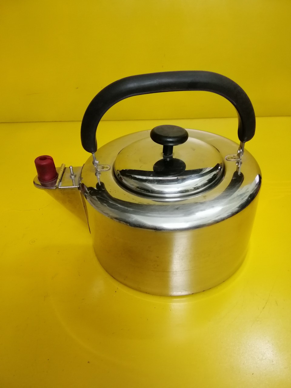 Ấm inox nội địa Nhật (2.5L) (mã 783), Dùng được bếp từ