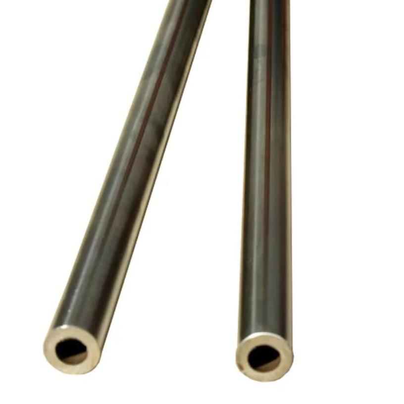 Thanh thép nhập khẩu c45 mạ crom phi 12 lỗ 6ly4