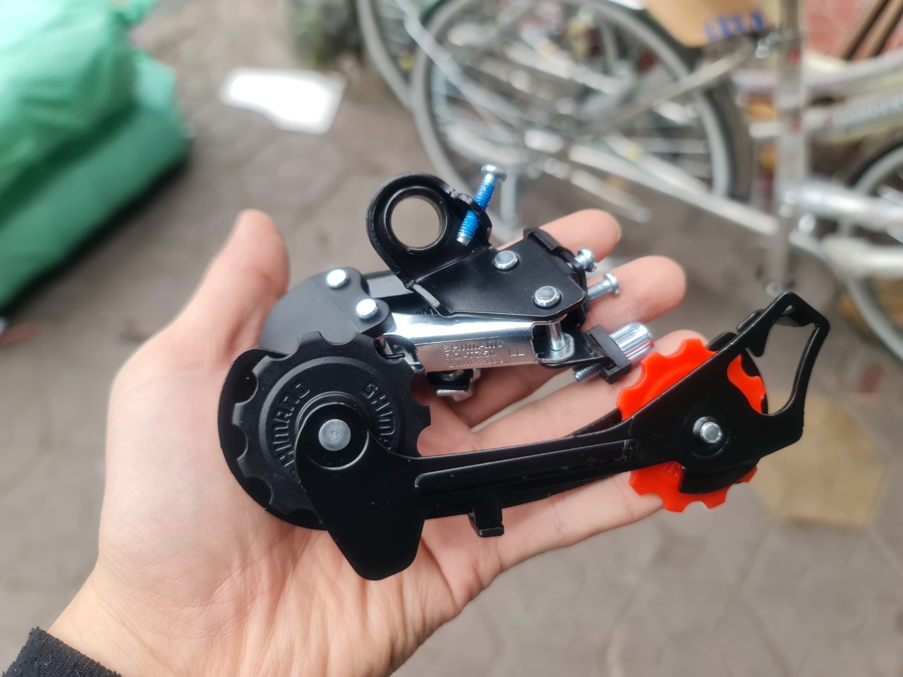 Củ đề, Cùi đề Xe đạp Shimano Tourney RD-TZ50 (bắt ốc và móc trục) - Loại đẹp