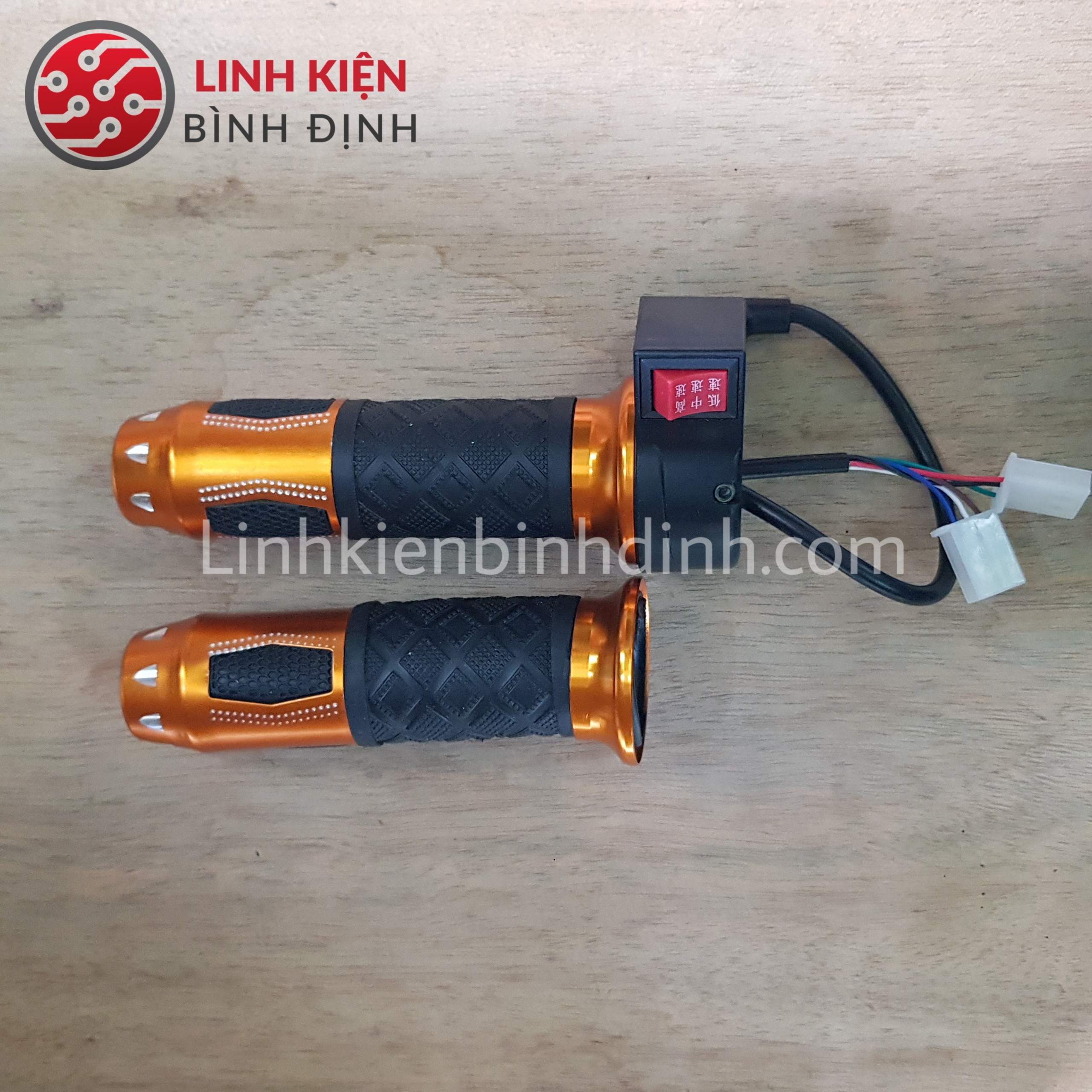 Tay ga xe đạp điện có công tắc 3 cấp tốc độ