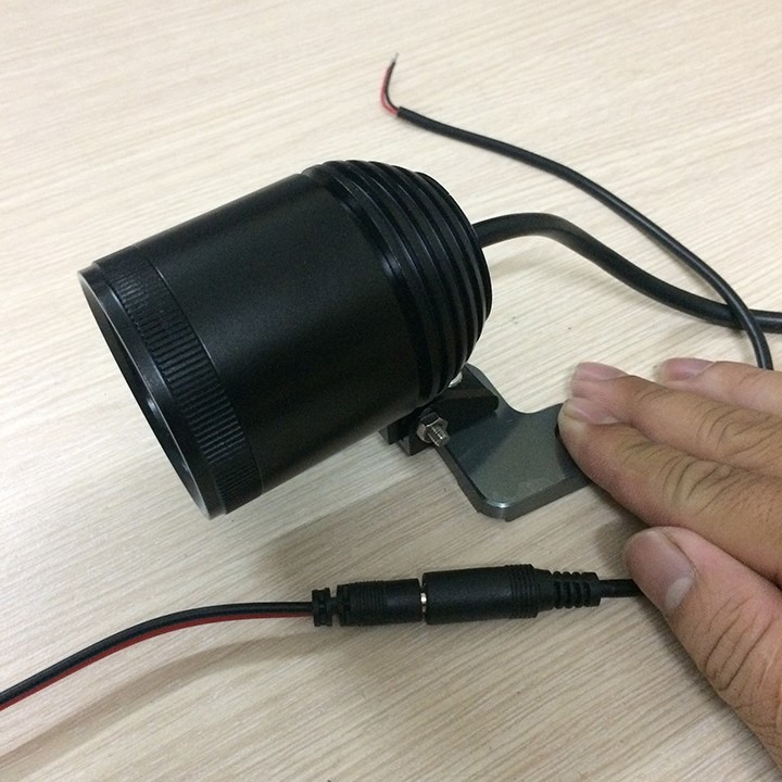 Pát nhôm CNC gắn trợ sáng L4 (bên tay ga)