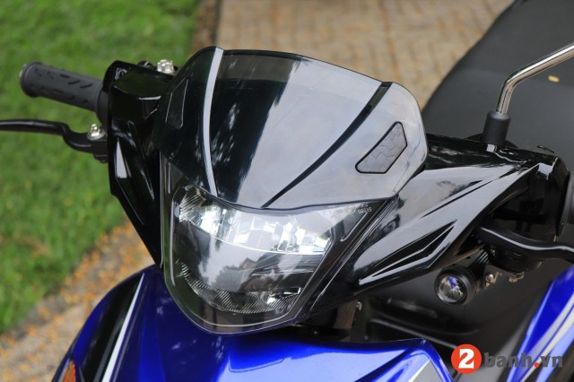 KÍNH CHẮN GIÓ ZHIPAT ĐẦU ĐÈN EX2010 4S