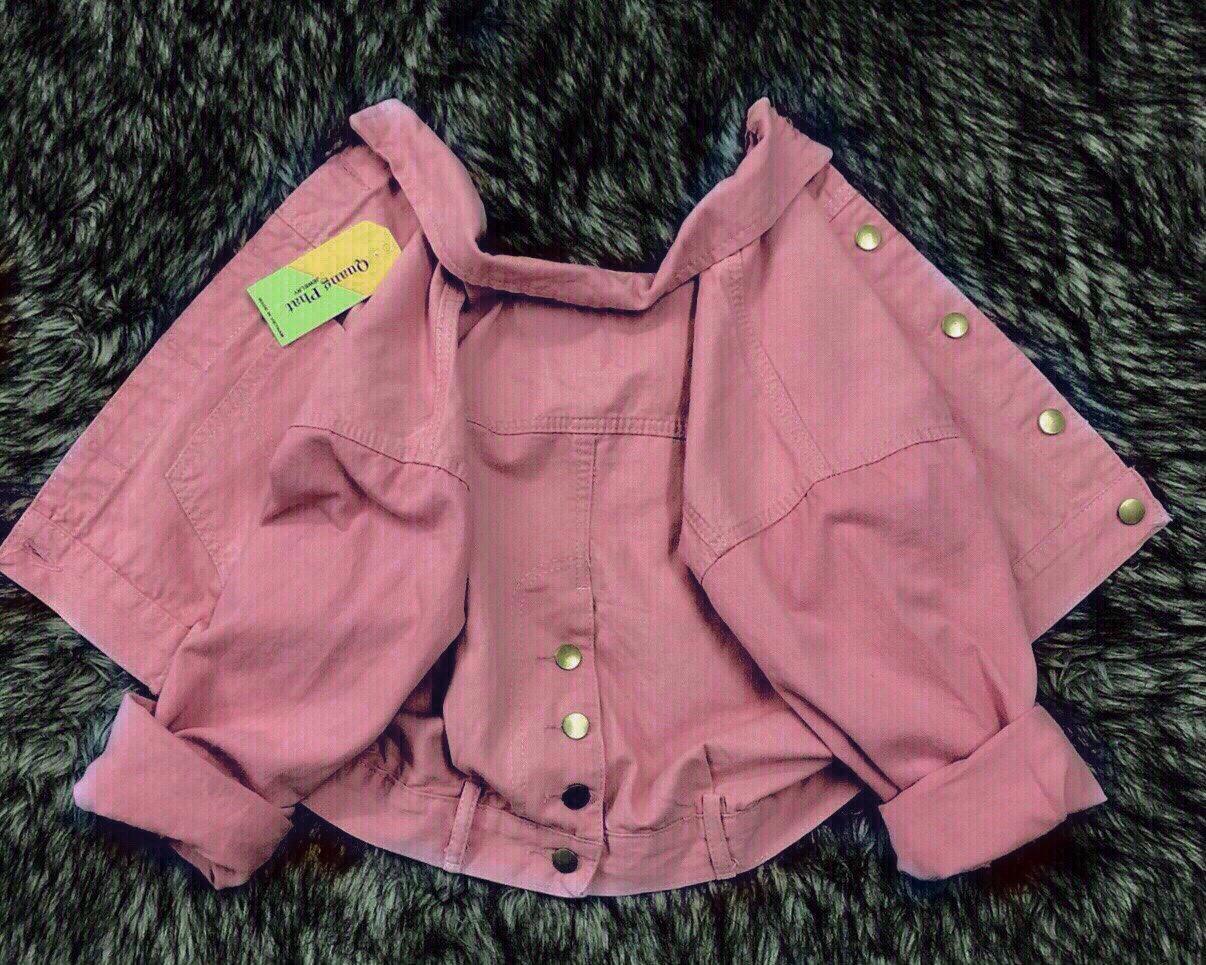 ÁO KHOÁC JEAN NỮ PHỐI CÚC SAU LƯNG THỜI TRANG AK006