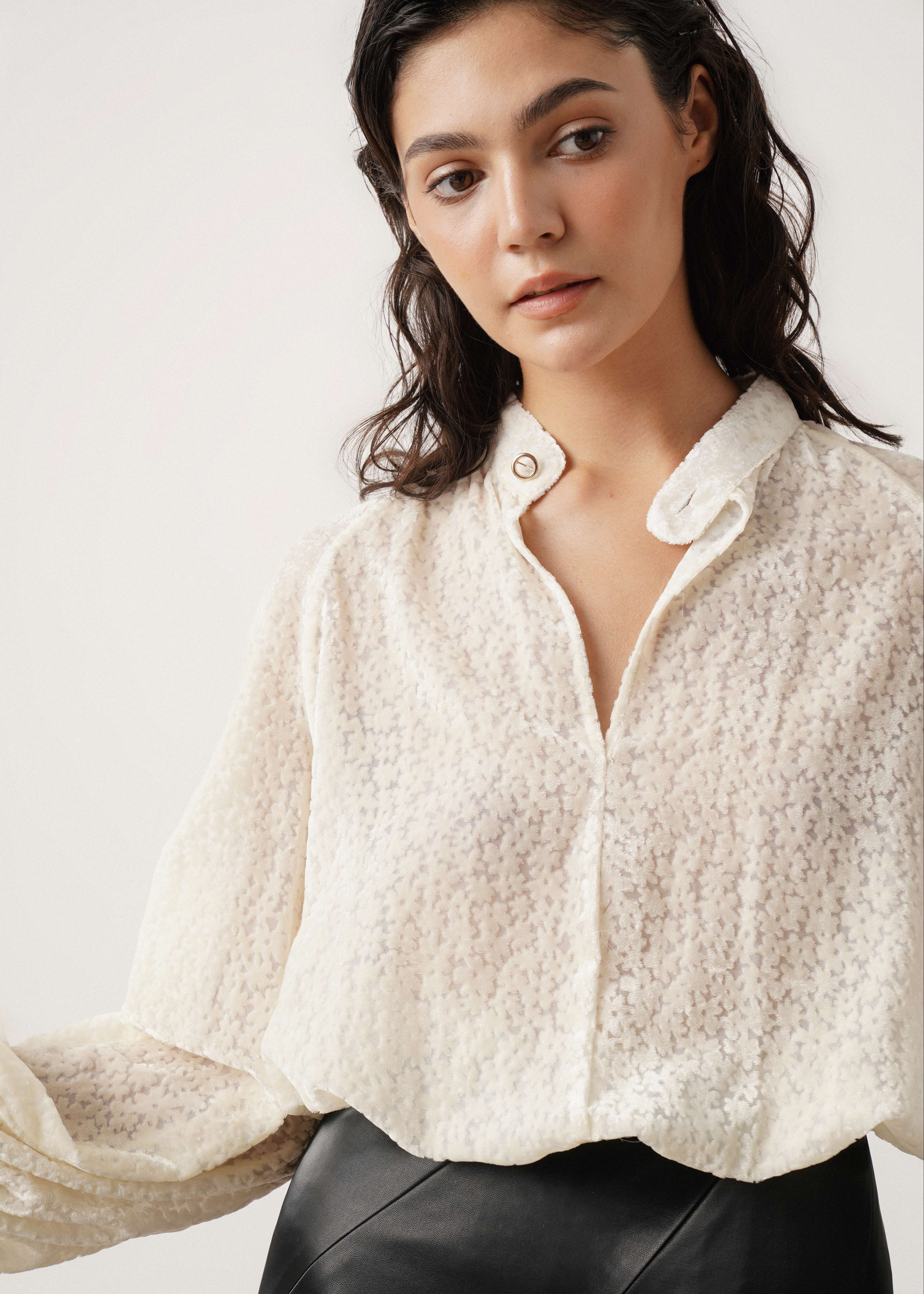 MEIRA BLOUSE - SƠMI KIỂU, SƠMI NHUNG