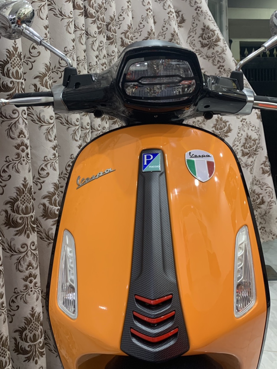 [HCM]Ốp đèn pha Led Vespa Sprint Led