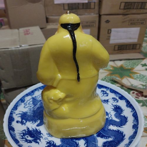 ông quản gia vàng ( bột đá )