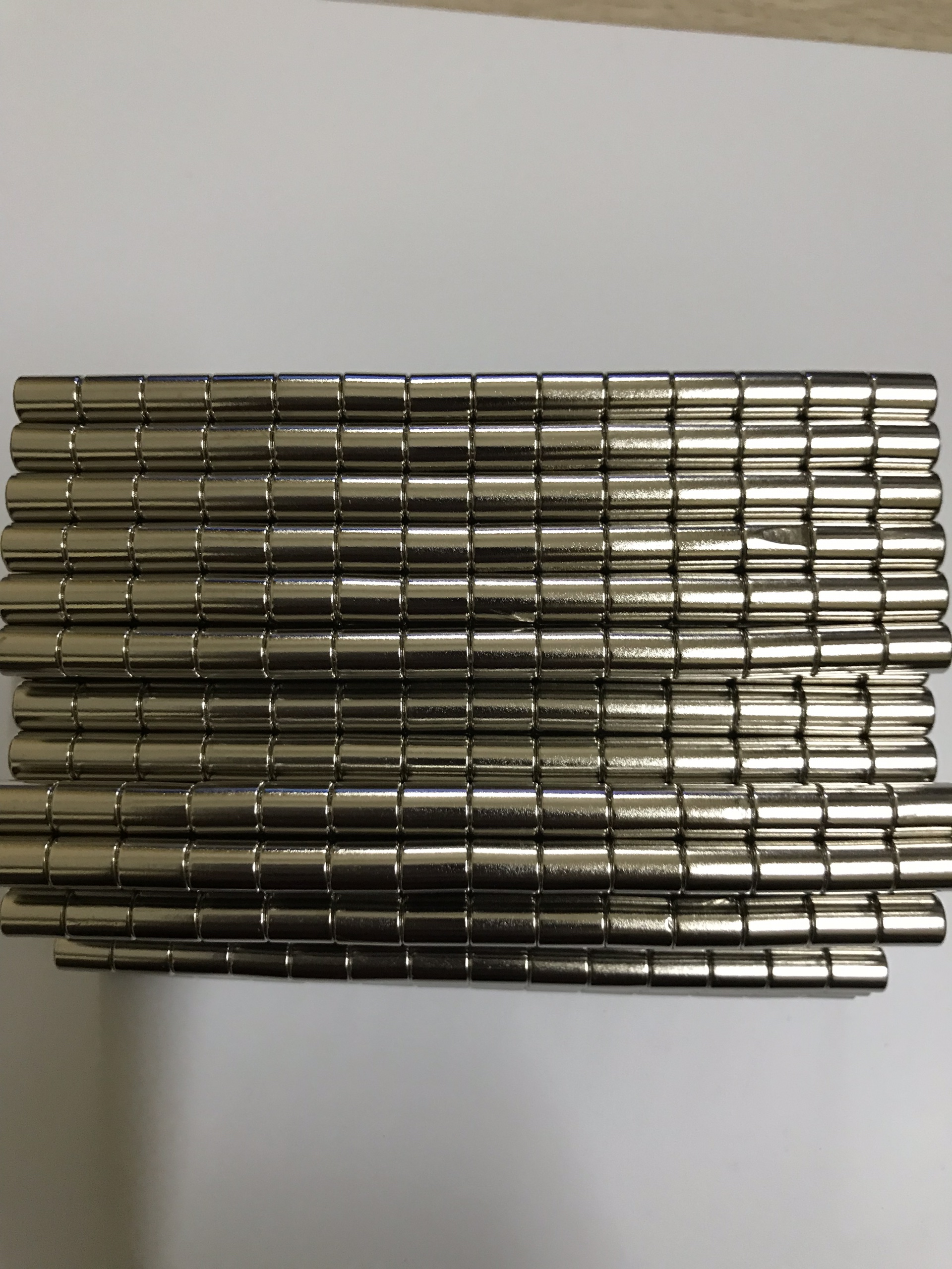 NAM CHÂM TRỤ TRÒN ĐẤT HIẾM D5*6MM ( SET 10 VIÊN)