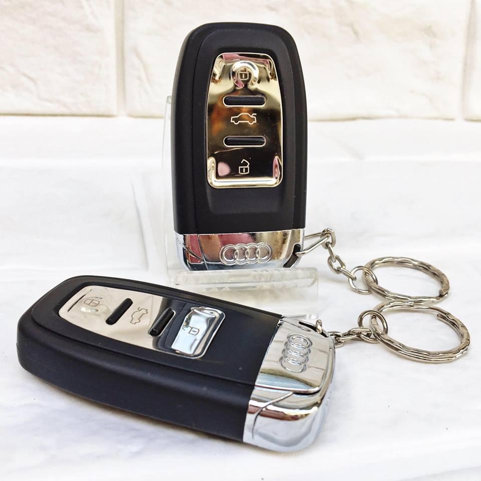 [HCM]BẬT LỬA KHÈ - MÓC KHOÁ XE HƠI AUDI (CÓ ĐÈN PIN) - (XÀI GAS)