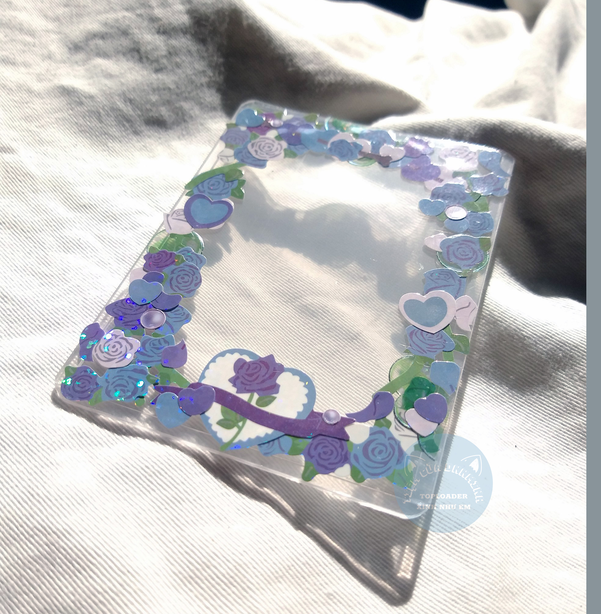 Toploader sticker xanh dương đáng yêu