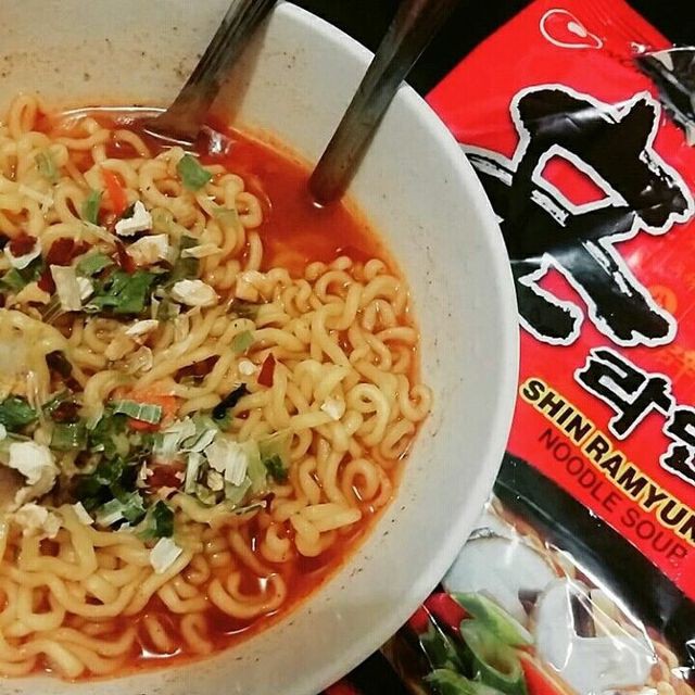 Mì cay Shin Ramyun Hàn Quốc gói 120G
