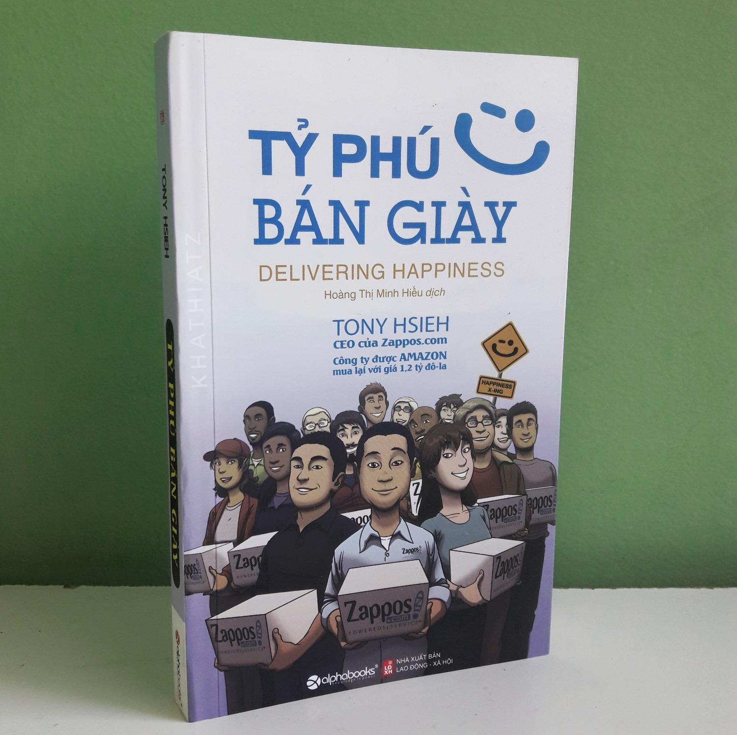 Sách Tỷ Phú Bán Giày + Tặng Bookmark