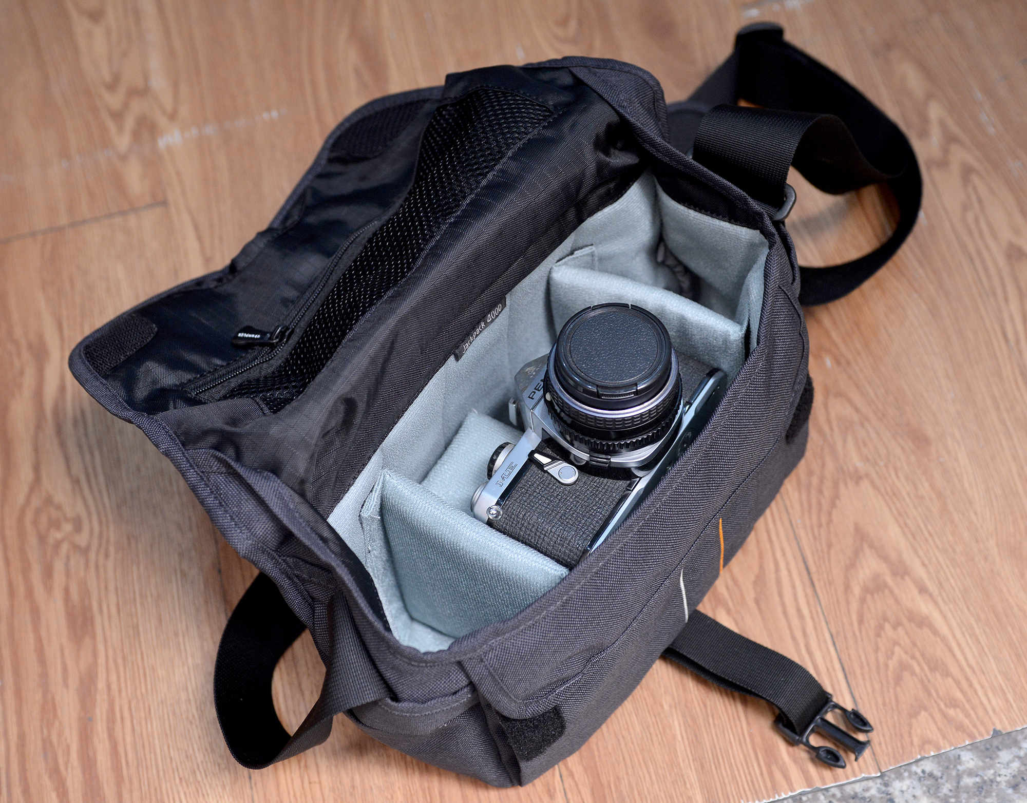 [HCM]Túi Máy Ảnh Crumpler Jackpack 4000