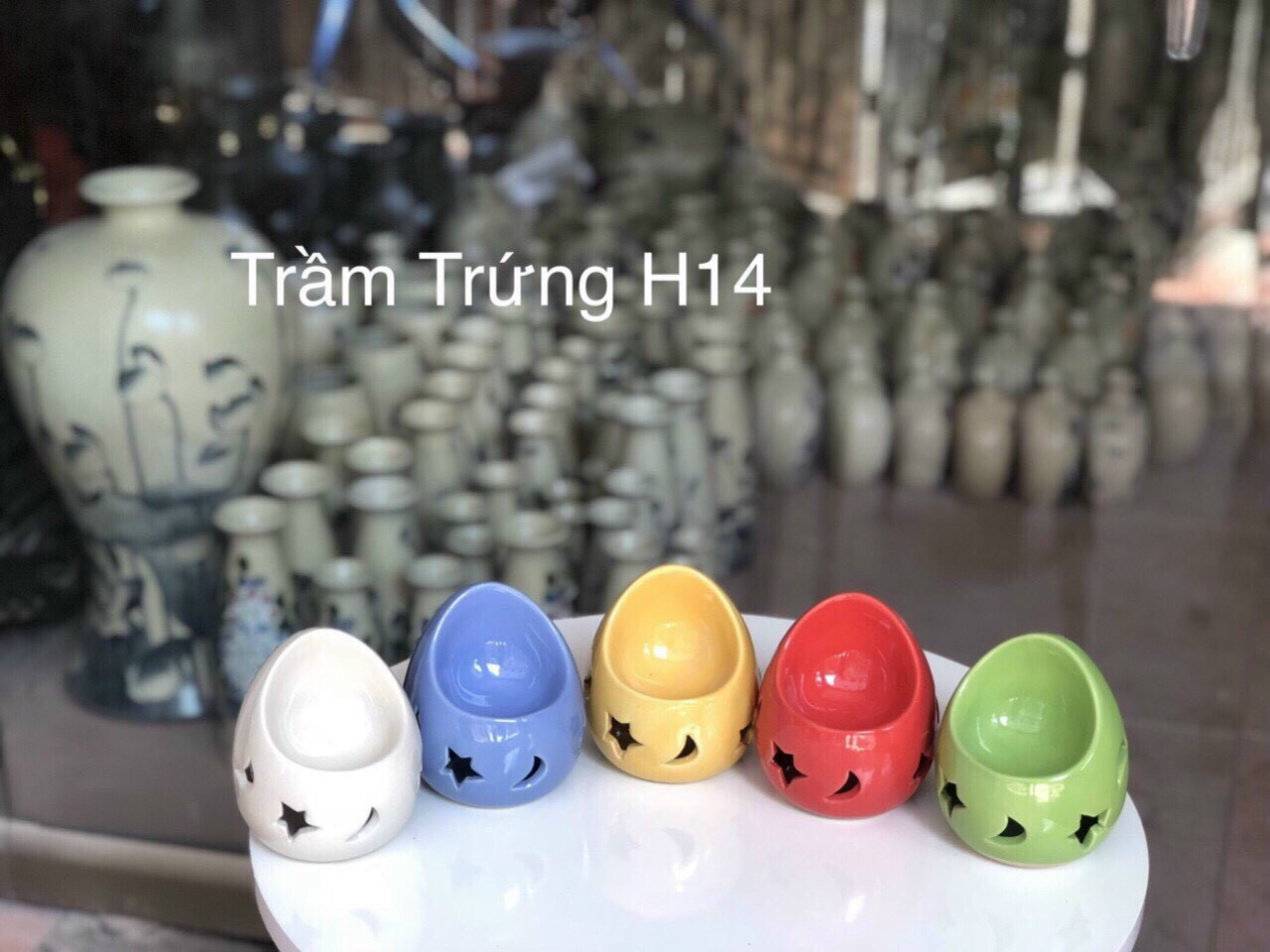 [HCM]ĐẾ ĐỐT TINH DẦU BẰNG NẾN HÌNH TRỨNG