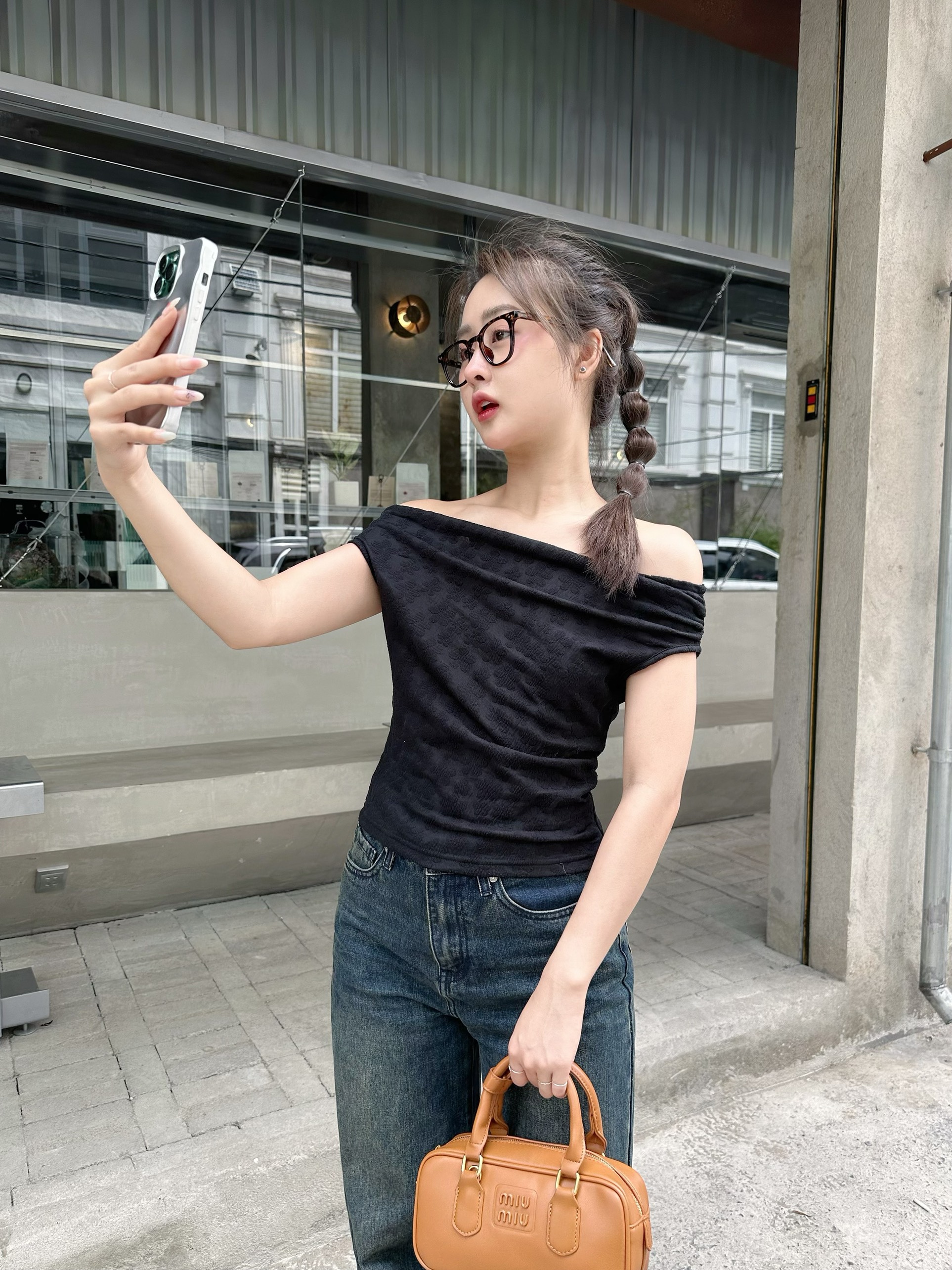 KIDO Áo thun xốp hoa trễ vai DAISY TOP