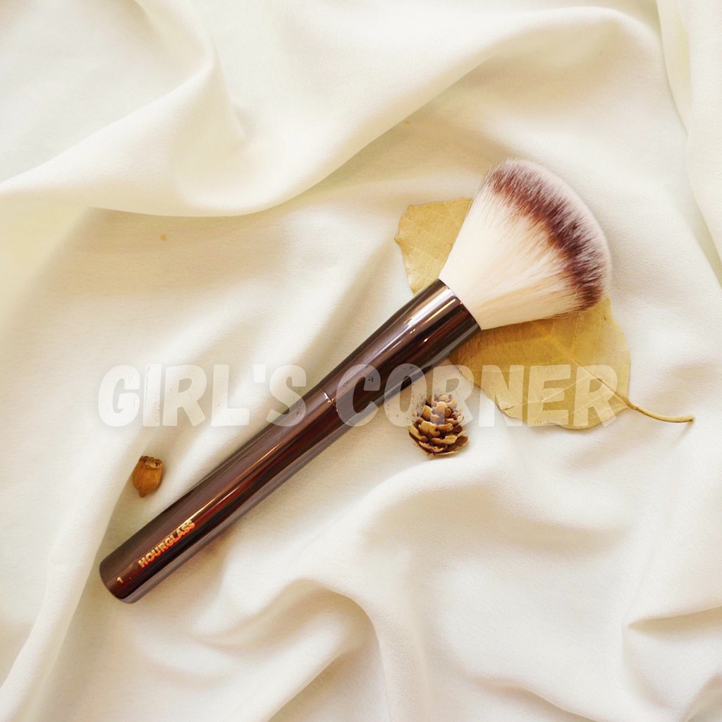 Cọ phủ phấn Hourglass Powder N.1