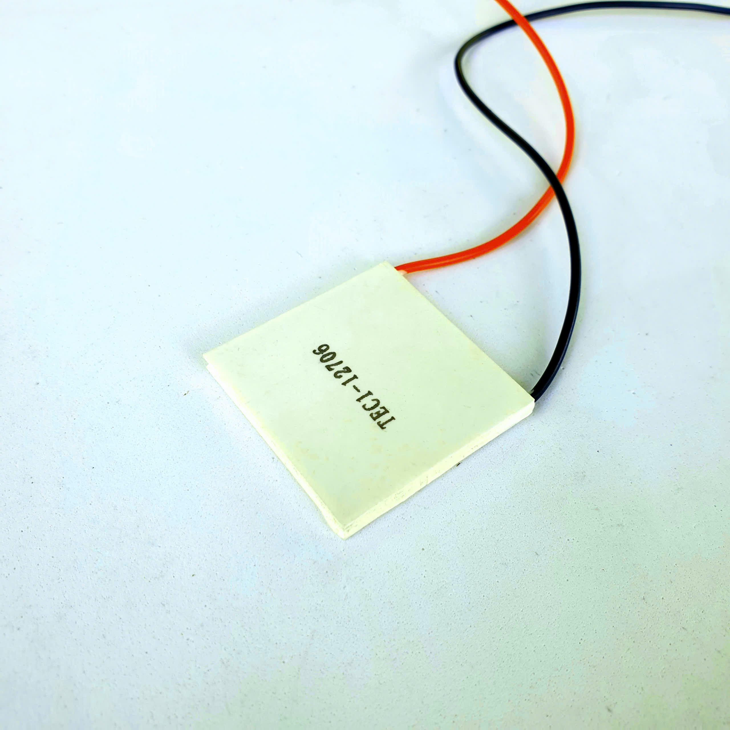 Sò nóng lạnh TEC1-12706 60W