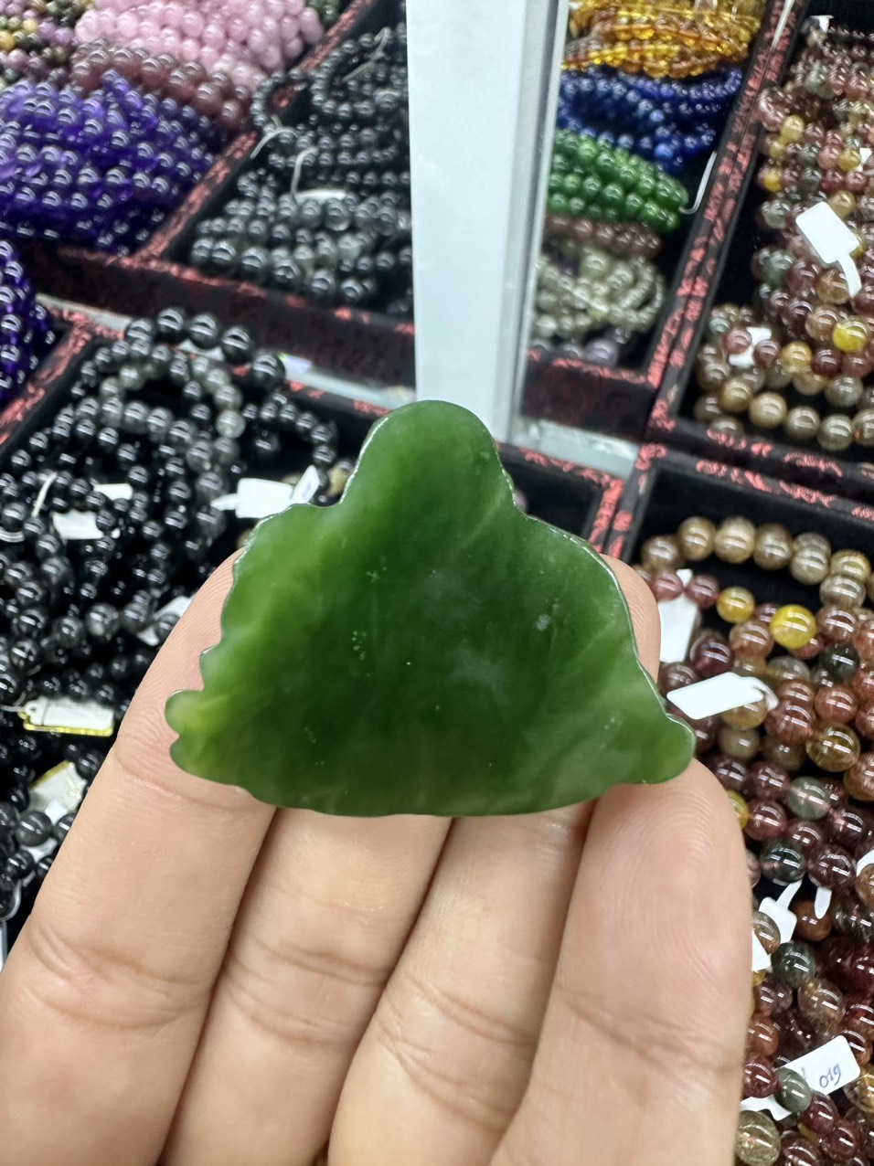 Mặt dây chuyền phật Di Lặc cầm gậy như ý và gánh đào phong thủy đá ngọc bích