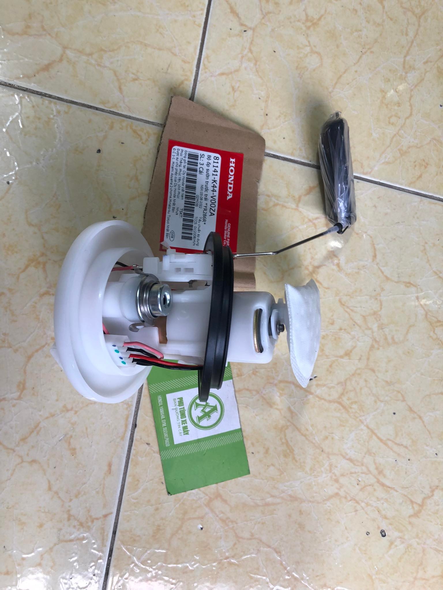 BƠM XĂNG LEAD 110 / SCR 4 chân