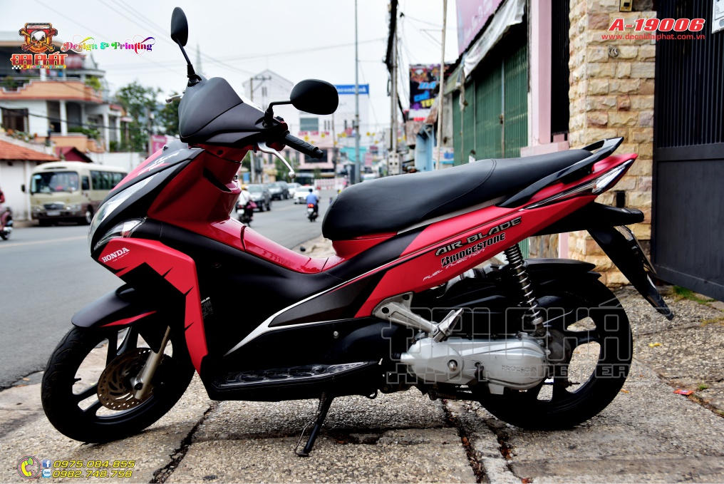 Tem Trùm Xe Airblade 2011 Đỏ Đen Nhám