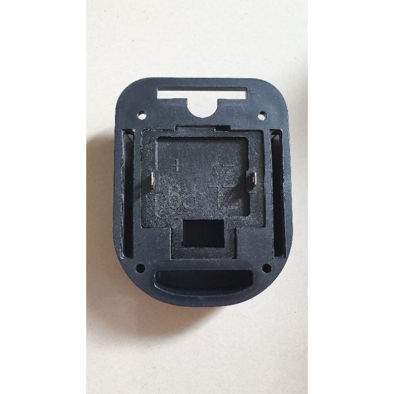 Đế đúc pin makita 14.4v -18v siêu cứng