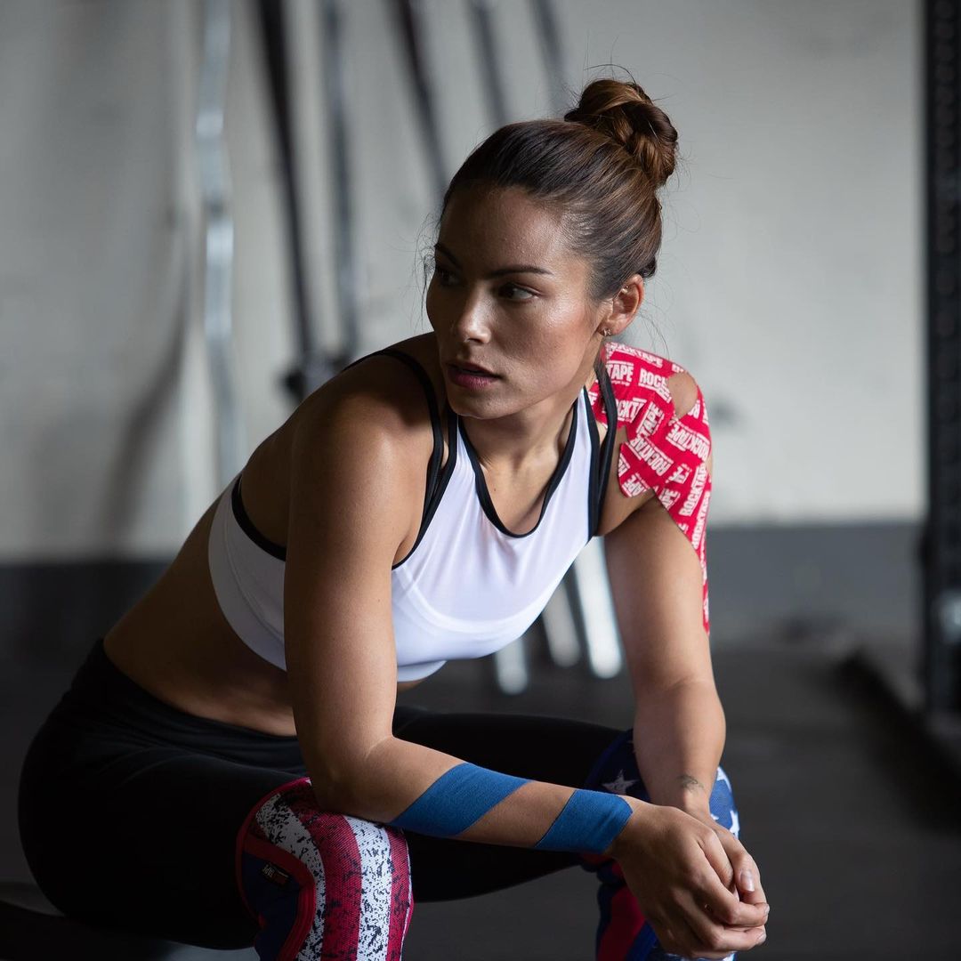 Băng Dán Cơ Thể Thao RockTape
