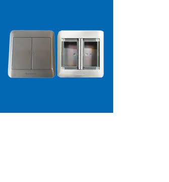 [HCM]Ổ CẮM ÂM SÀN 6 THIẾT BỊ - PANASONIC - DUMF3200