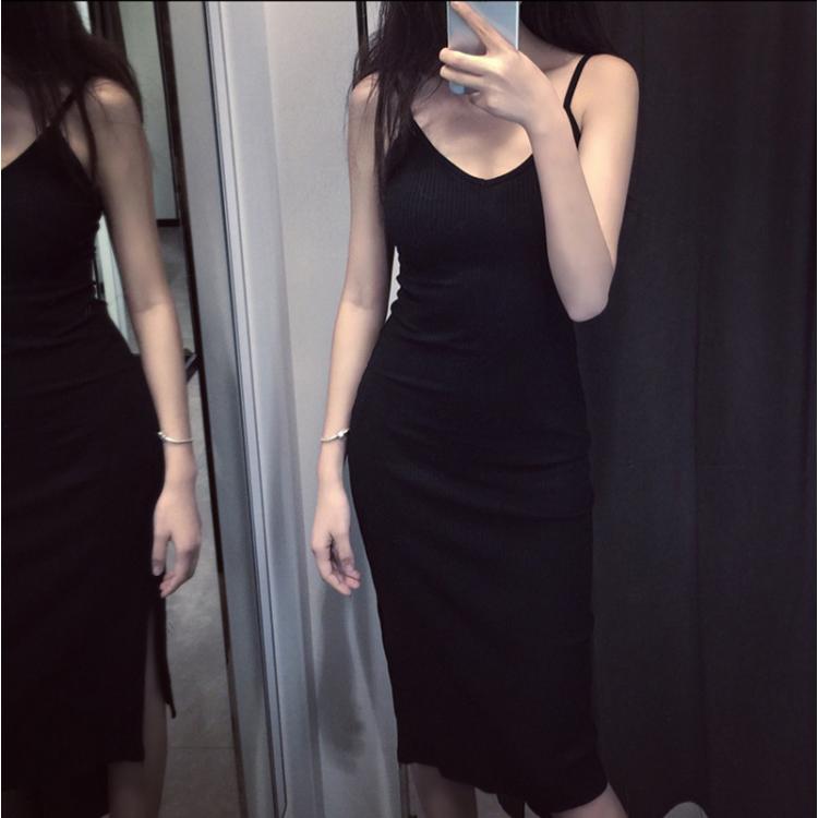 Đầm thun body 2 dây xẻ tà - ĐEN