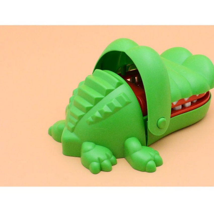 Bộ đồ chơi cá sấu cắn tay Crocodile Dentist