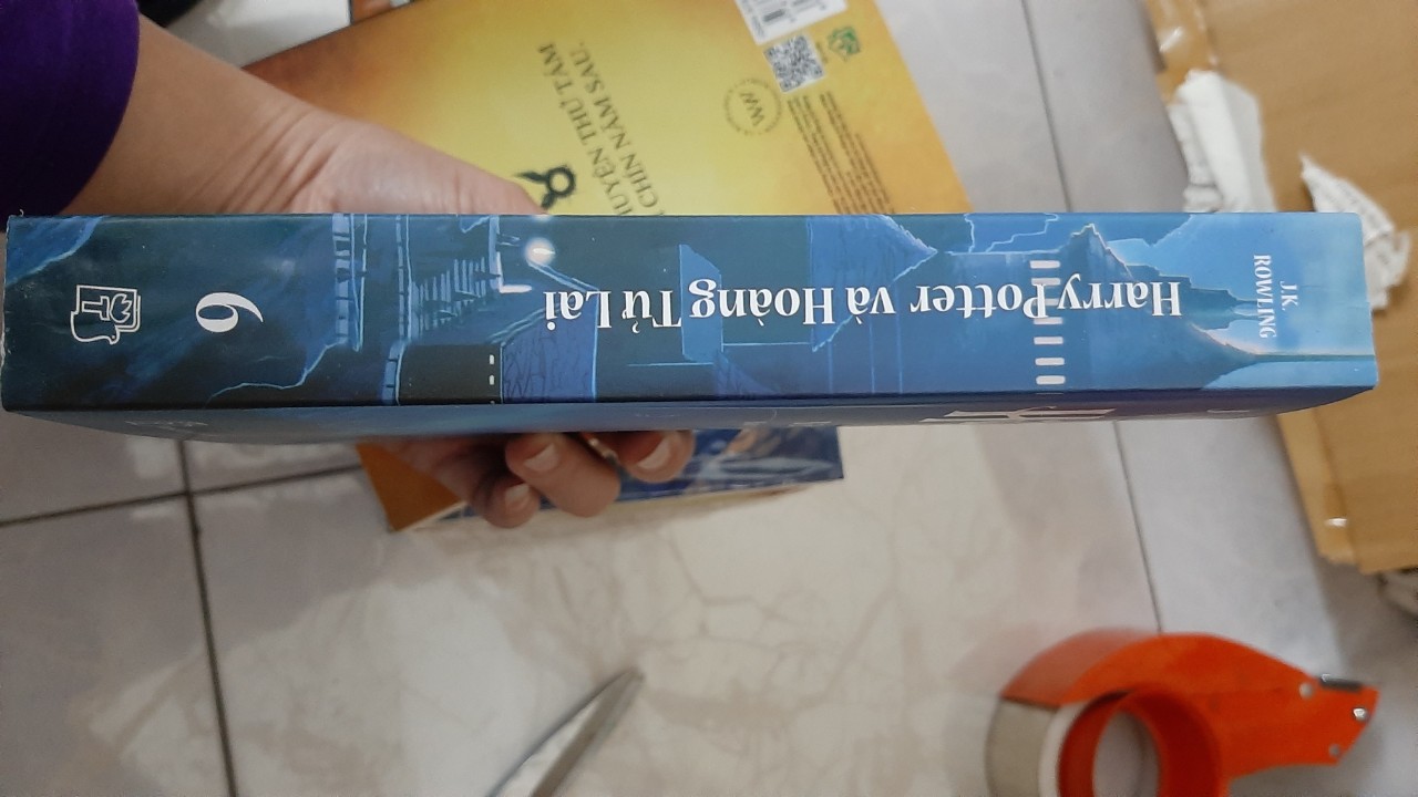 Harry Potter Và Hoàng Tử  Lai - Tập 6 (Tái bản)