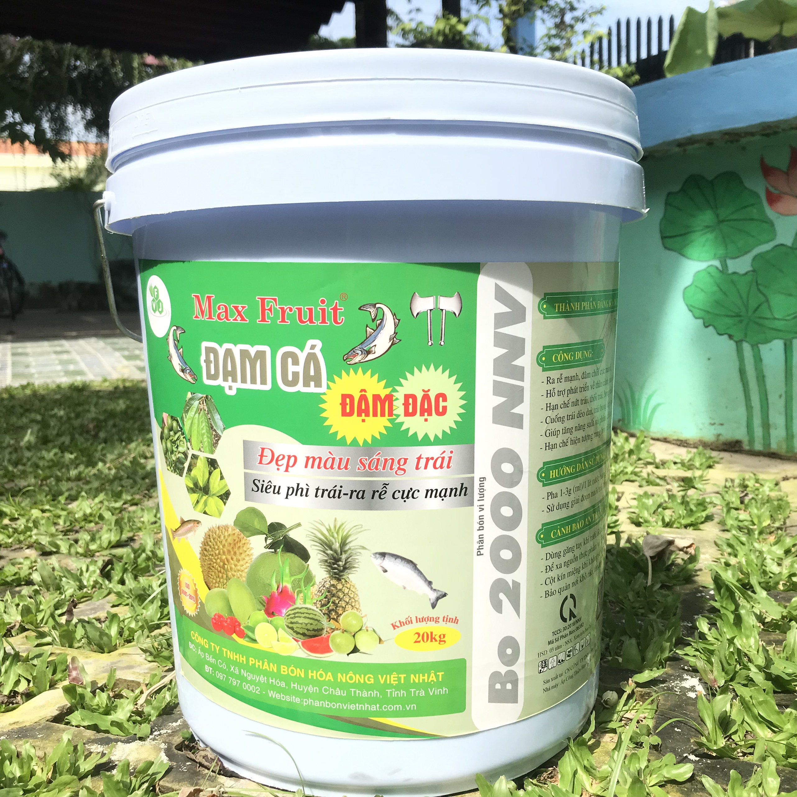 Phan bón đạm cá - đậm đặc - lây cơi - kích rể - xanh lá - tăng đậu trái