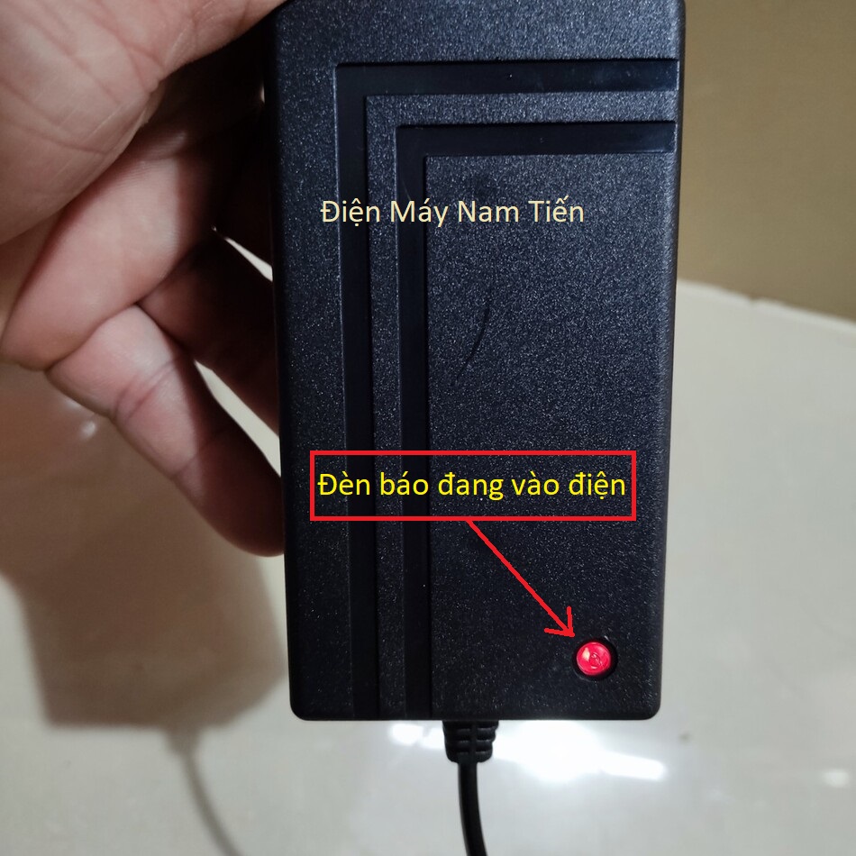 Bình phun thuốc trừ sâu HÀN QUỐC- Bình bơm - Máy bơm mini 12v