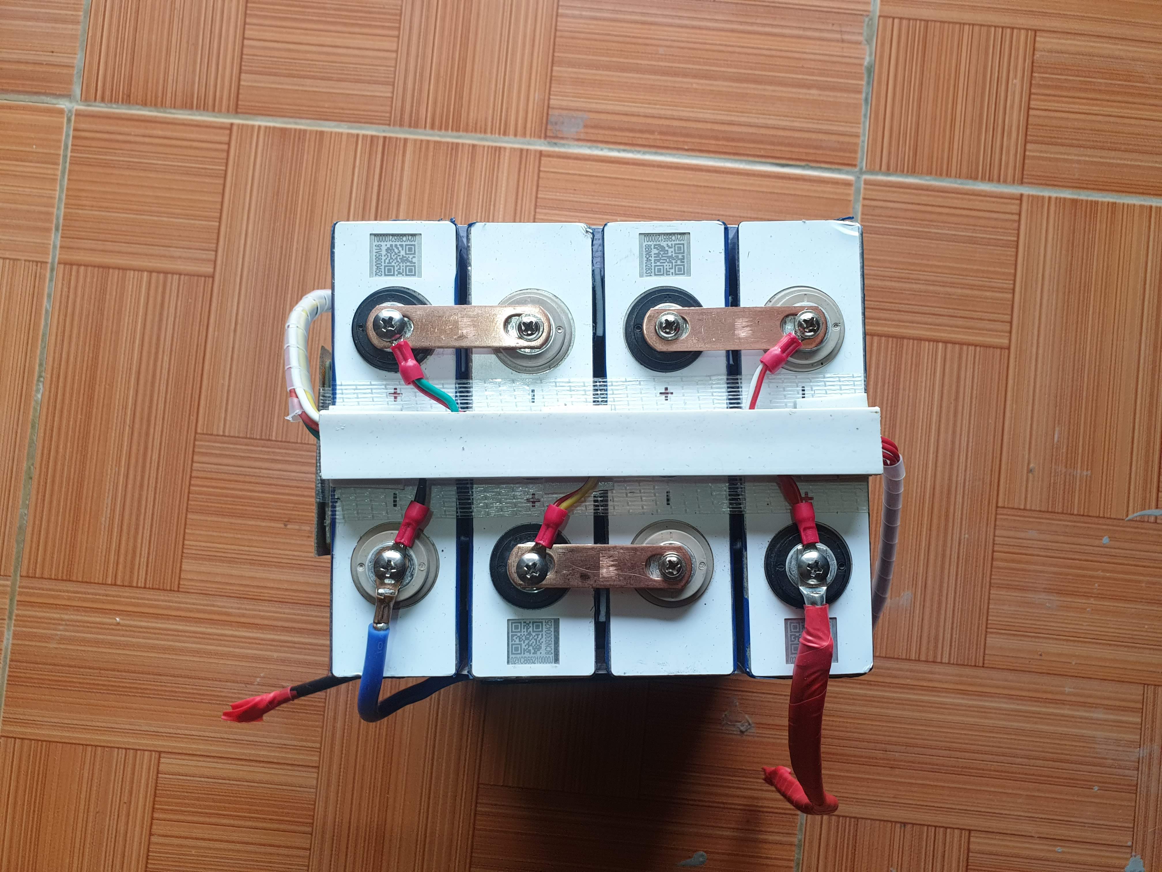 Pin lithium lifepo4-12v 100ah