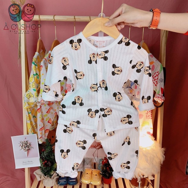 Bộ cotton giấy dài tay cài cúc giữa cho bé sơ sinh 3-15kg, hàng loại 1 - BO5