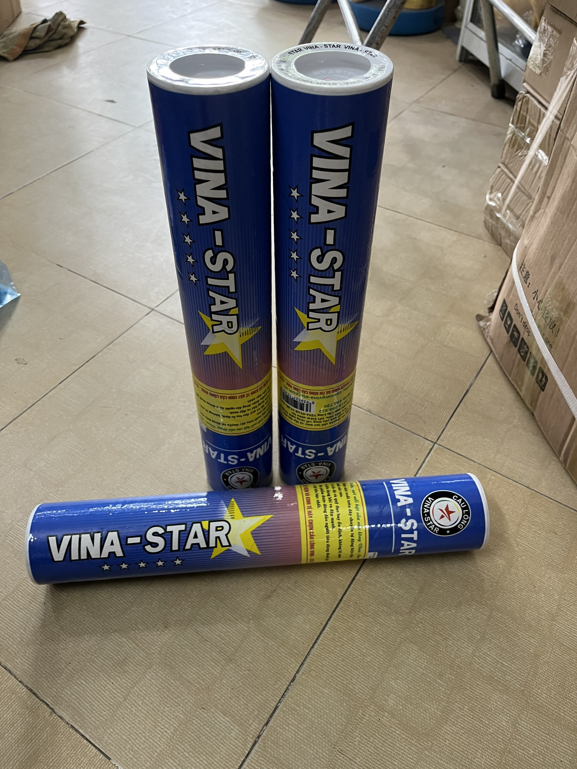 ỐNG CẦU LÔNG VINA STAR XANH LOẠI 2