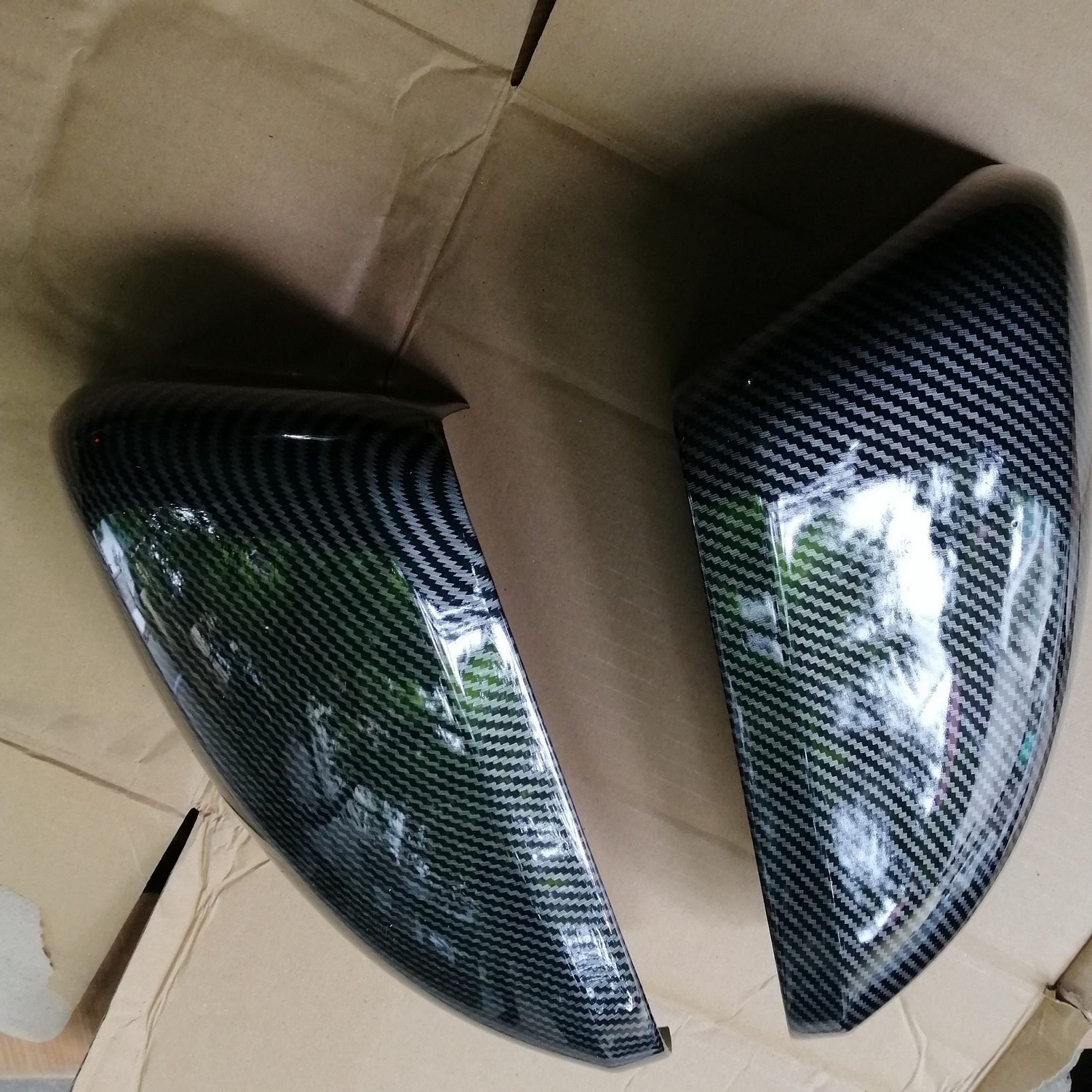 Bộ ốp gương Hở đèn Vân Carbon Trang Trí xe Ranger form 2013 -2021 ( dành cho Gương có đèn)