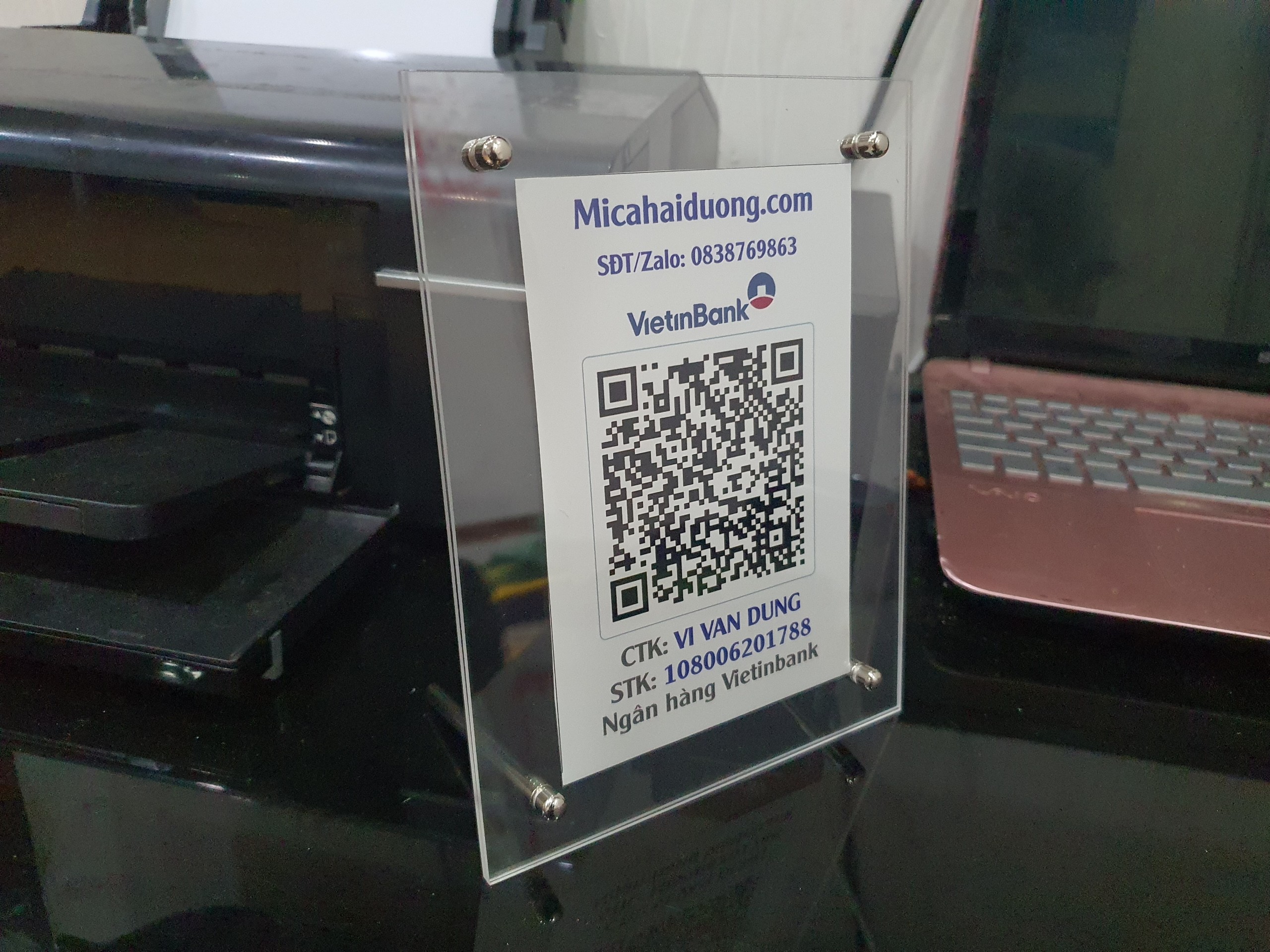 Khung ảnh mica để bàn. Khung tranh mica
