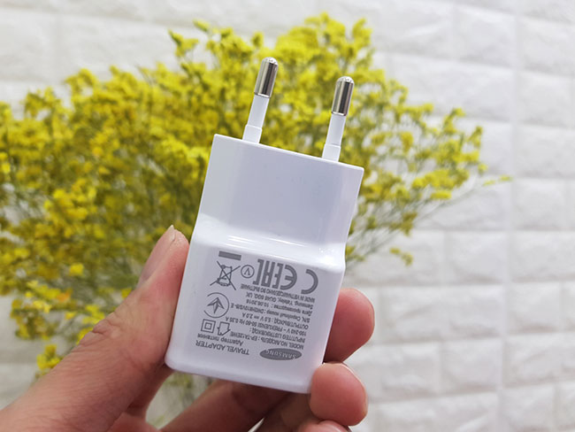 Củ sạc nhanh Samsung Quick Charge 3.0 - Beetech