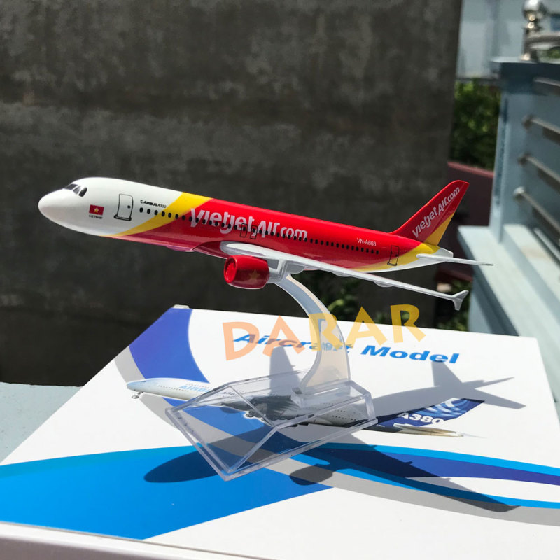 Mô Hình Máy Bay - Máy bay mô hình VietJet Air đúc Kim Loại có kèm đế trưng bày