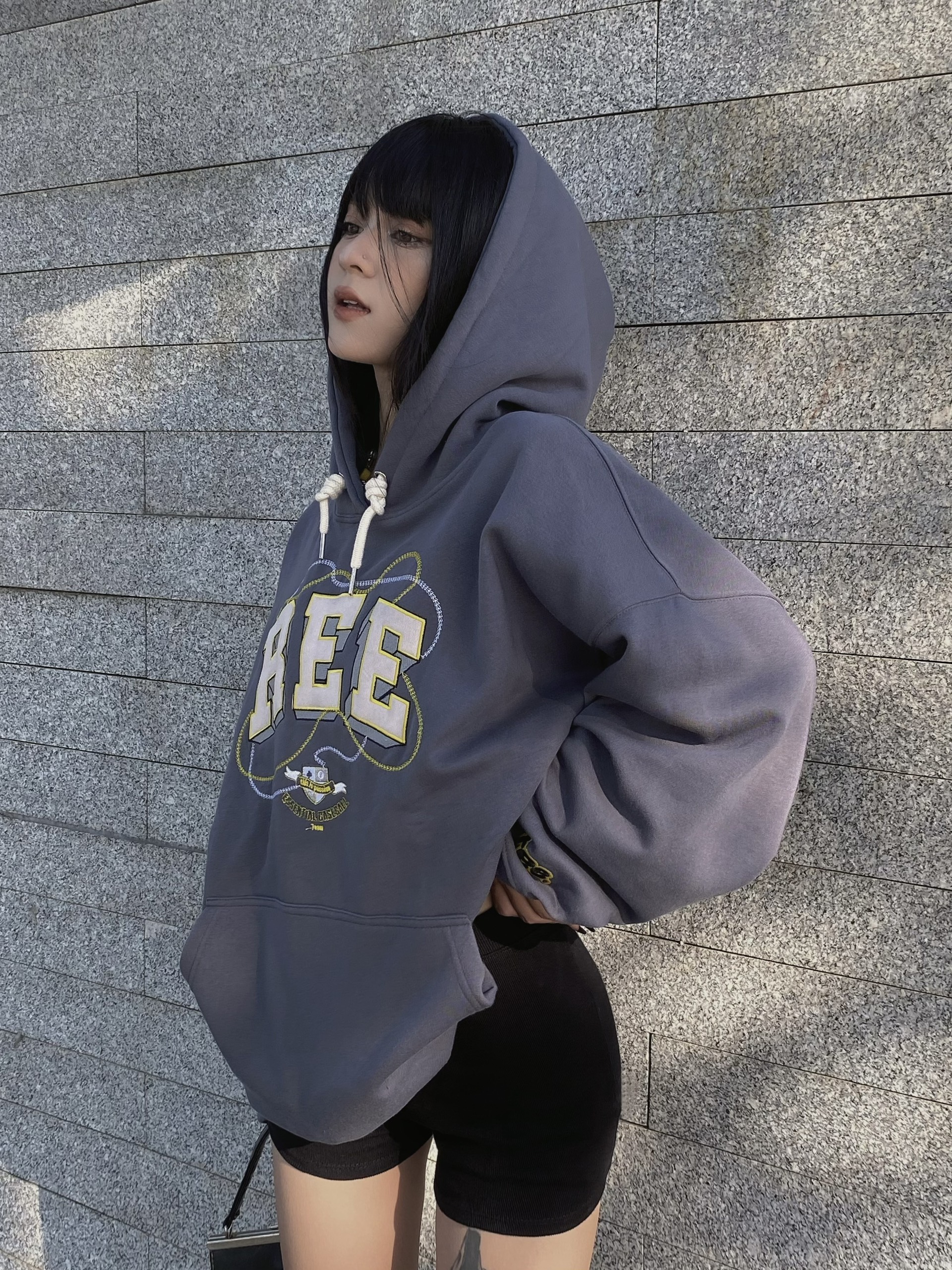 LOCAL BRAND REE - ÁO HOODIE BASIC THÊU DA MÀU XÁM