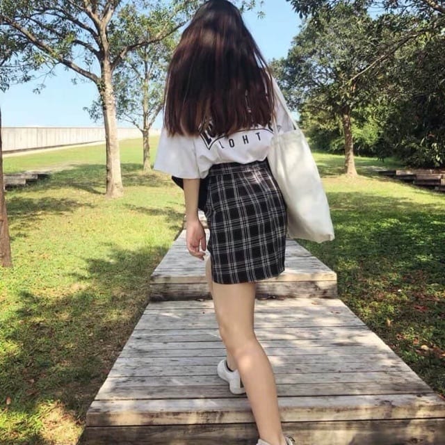 Chân Váy Kẻ Caro  2 Màu Siêu Xinh